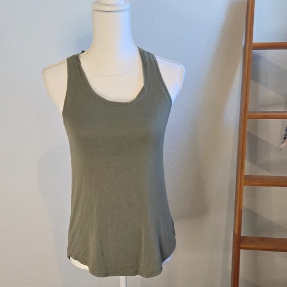 American Eagle 9-Piece Bundle - Picture 7 of 12